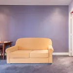 Spacious 1 Bedroom Apartment In Paris