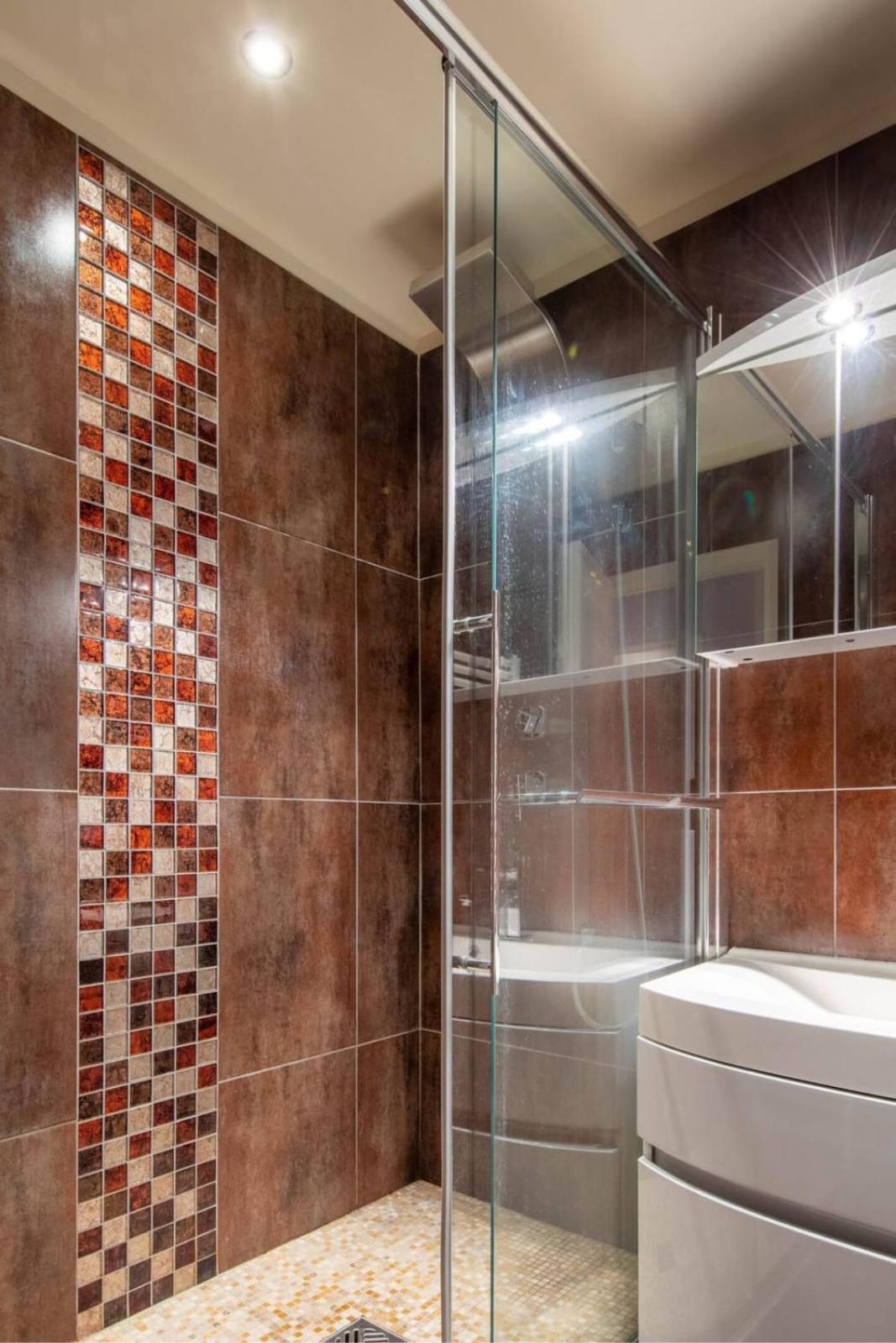 Spacious 1 Bedroom In Appartamento *