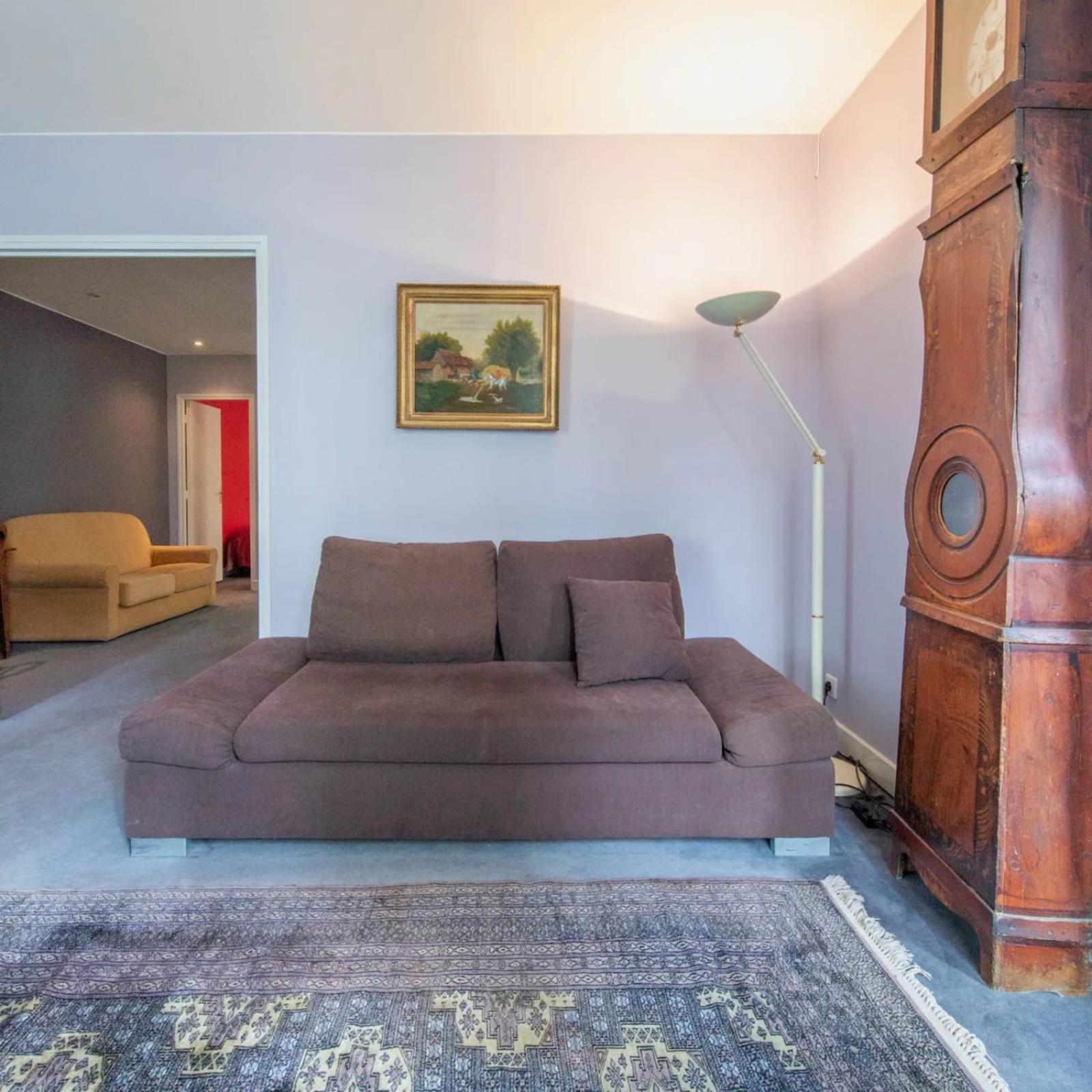 Spacious 1 Bedroom In * Parigi